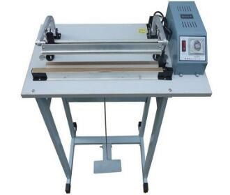 武邑縣泰金包裝材料加工廠(chǎng) 專(zhuān)業(yè)生產(chǎn)腳踏封口機(jī)與PET塑鋼打包帶